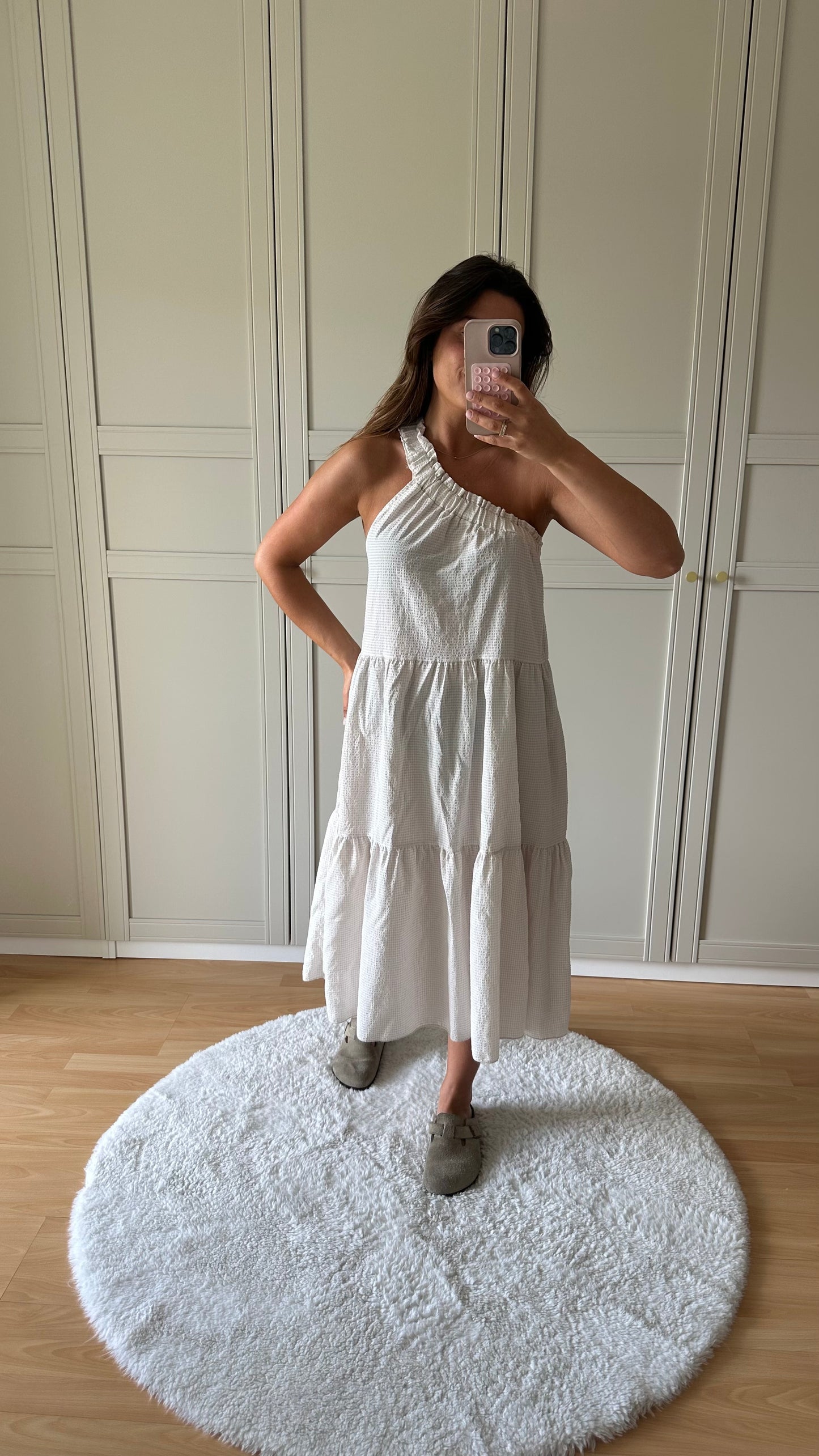 Robe Lily