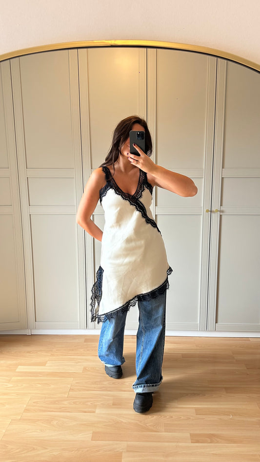 Robe asymétrique Dina