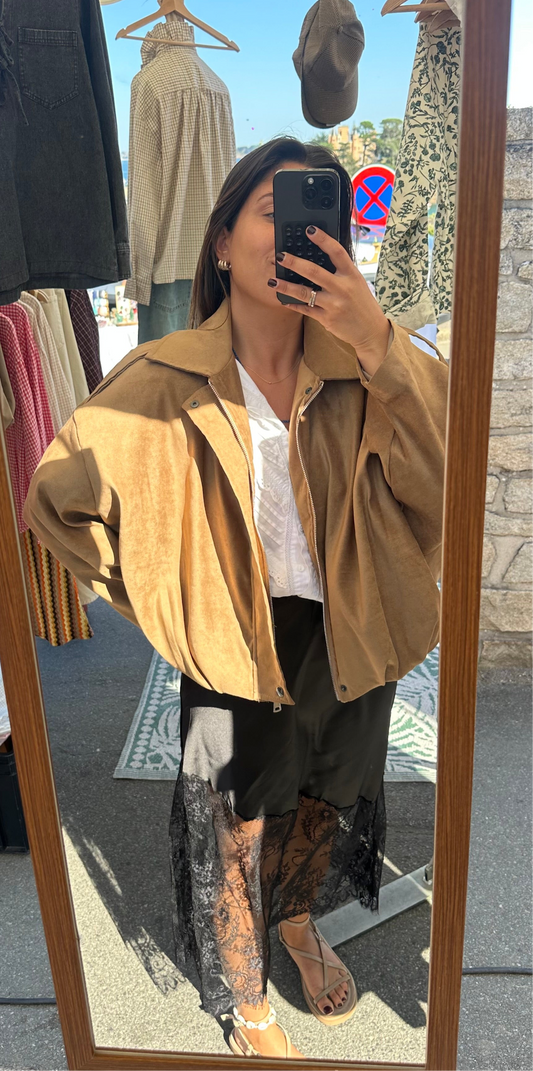 Bomber Ava